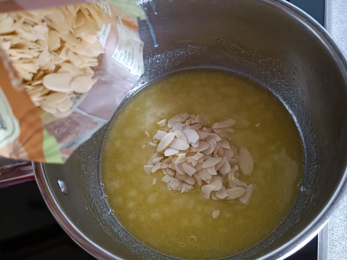 Rezept: Blechkuchen mit Mandelblättchen und Apfel Bild Nr. 16738 Blechkuchen mit Mandelblättchen und Apfel - Rezept - Bild Nr. 16738