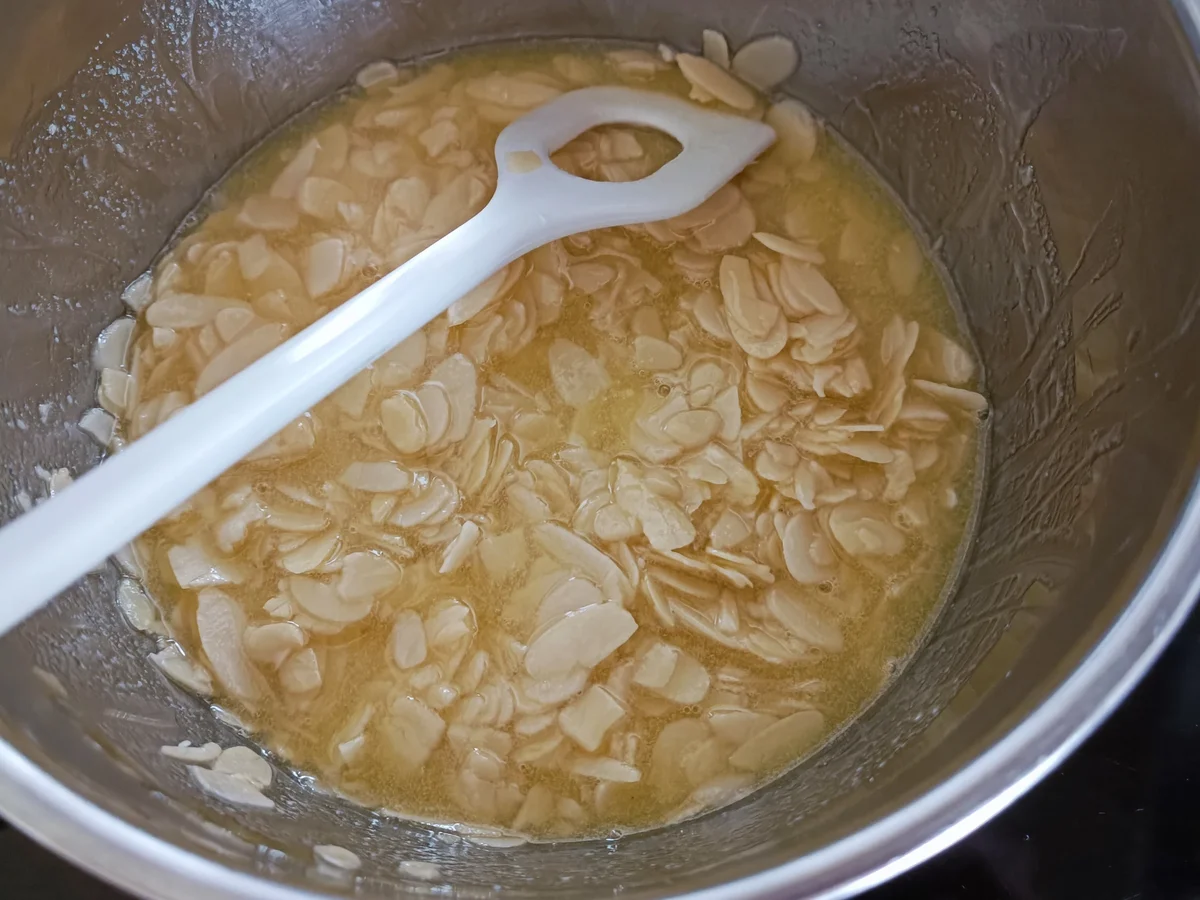 Rezept: Blechkuchen mit Mandelblättchen und Apfel Bild Nr. 16739 Blechkuchen mit Mandelblättchen und Apfel - Rezept - Bild Nr. 16739