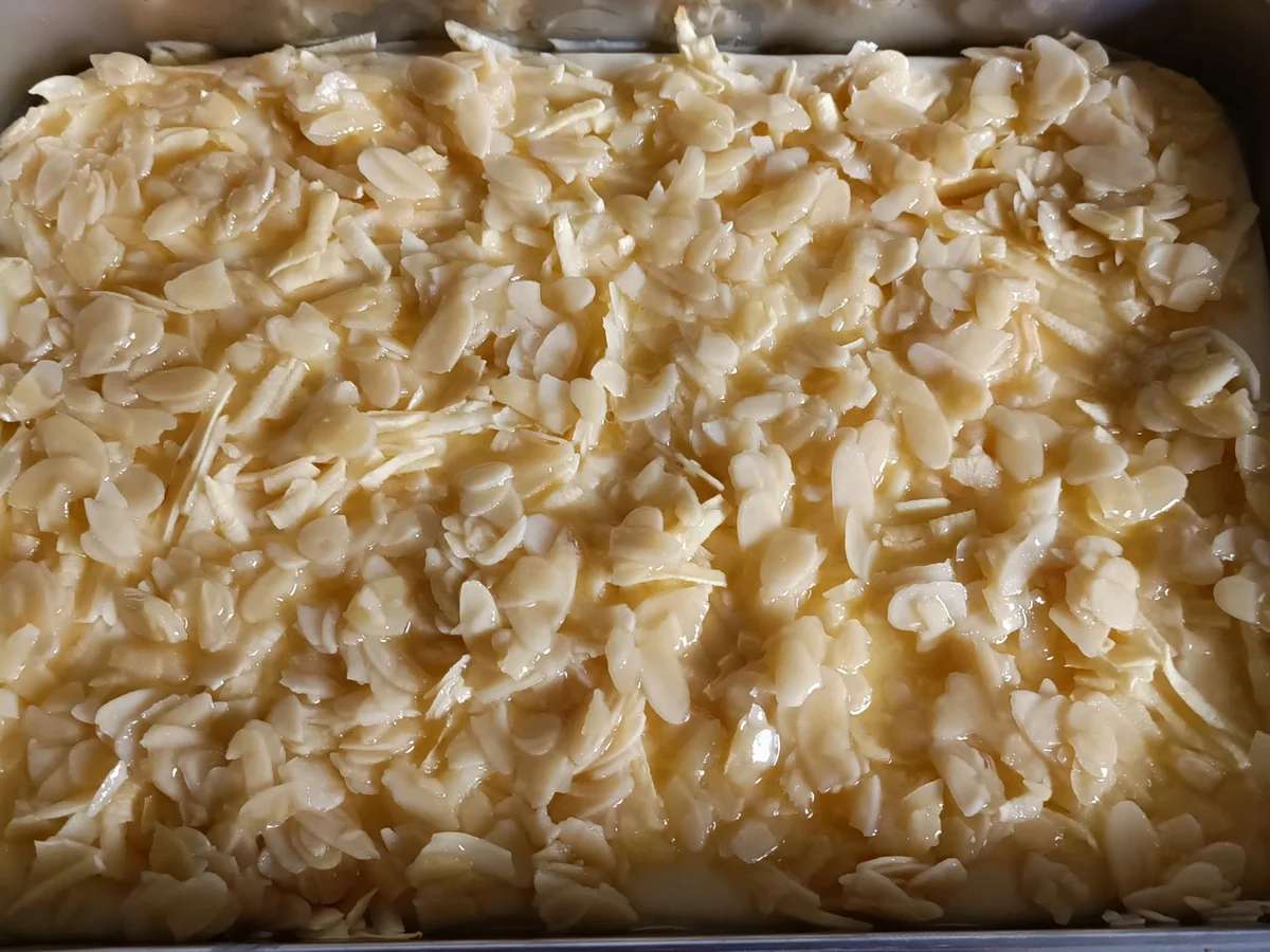 Rezept: Blechkuchen mit Mandelblättchen und Apfel Bild Nr. 16740 Blechkuchen mit Mandelblättchen und Apfel - Rezept - Bild Nr. 16740