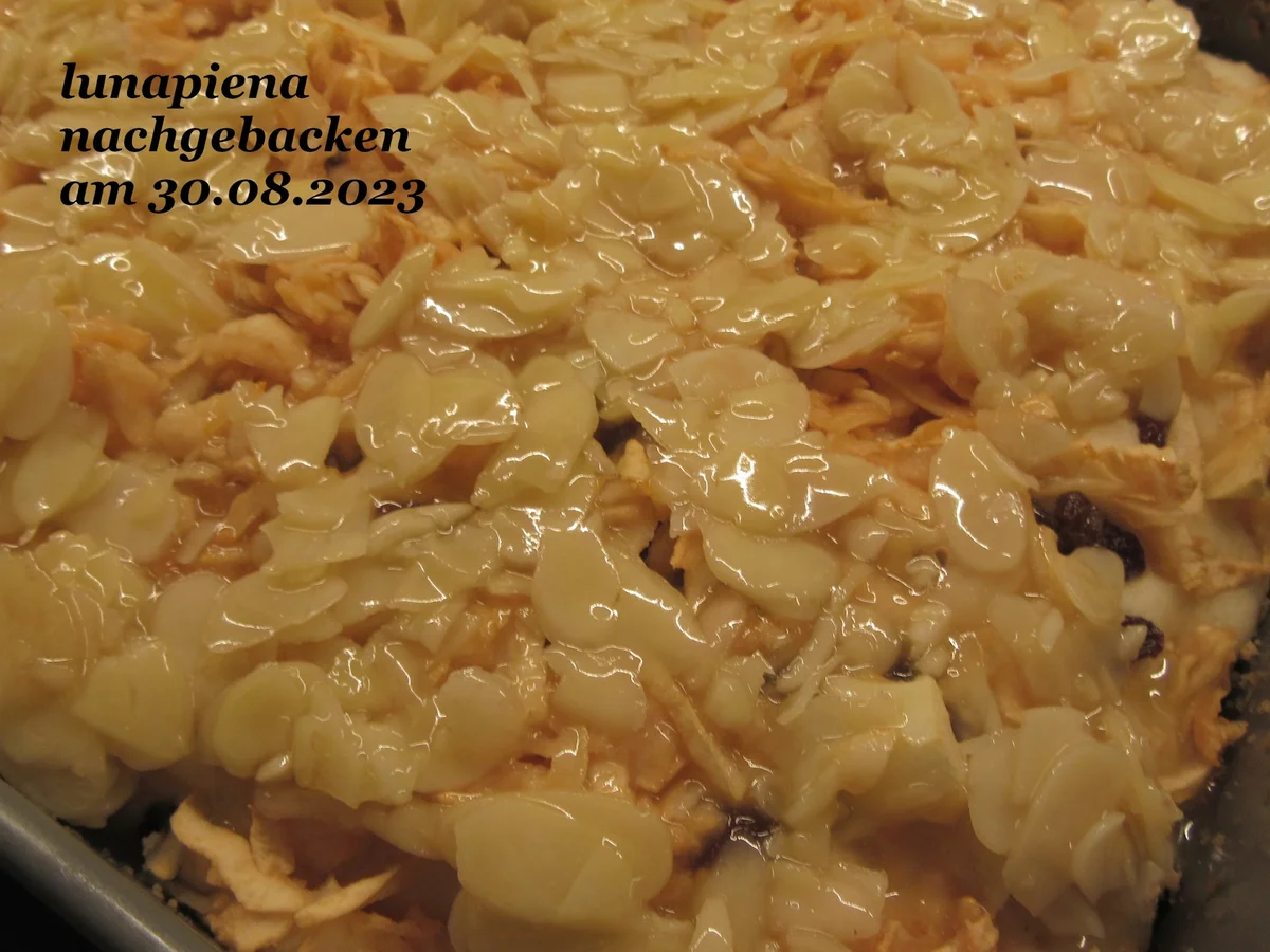 Rezept: Blechkuchen mit Mandelblättchen und Apfel Bild Nr. 16742 Blechkuchen mit Mandelblättchen und Apfel - Rezept - Bild Nr. 16742