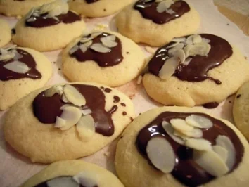 Rezept: Plätzchen: Butterteilchen Plätzchen: Butterteilchen - Rezept