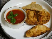 Rezept: Toasted Ravioli mit Mozzarella und Chili-Marinara Bild Nr. 2 Toasted Ravioli mit Mozzarella und Chili-Marinara - Rezept - Bild Nr. 2