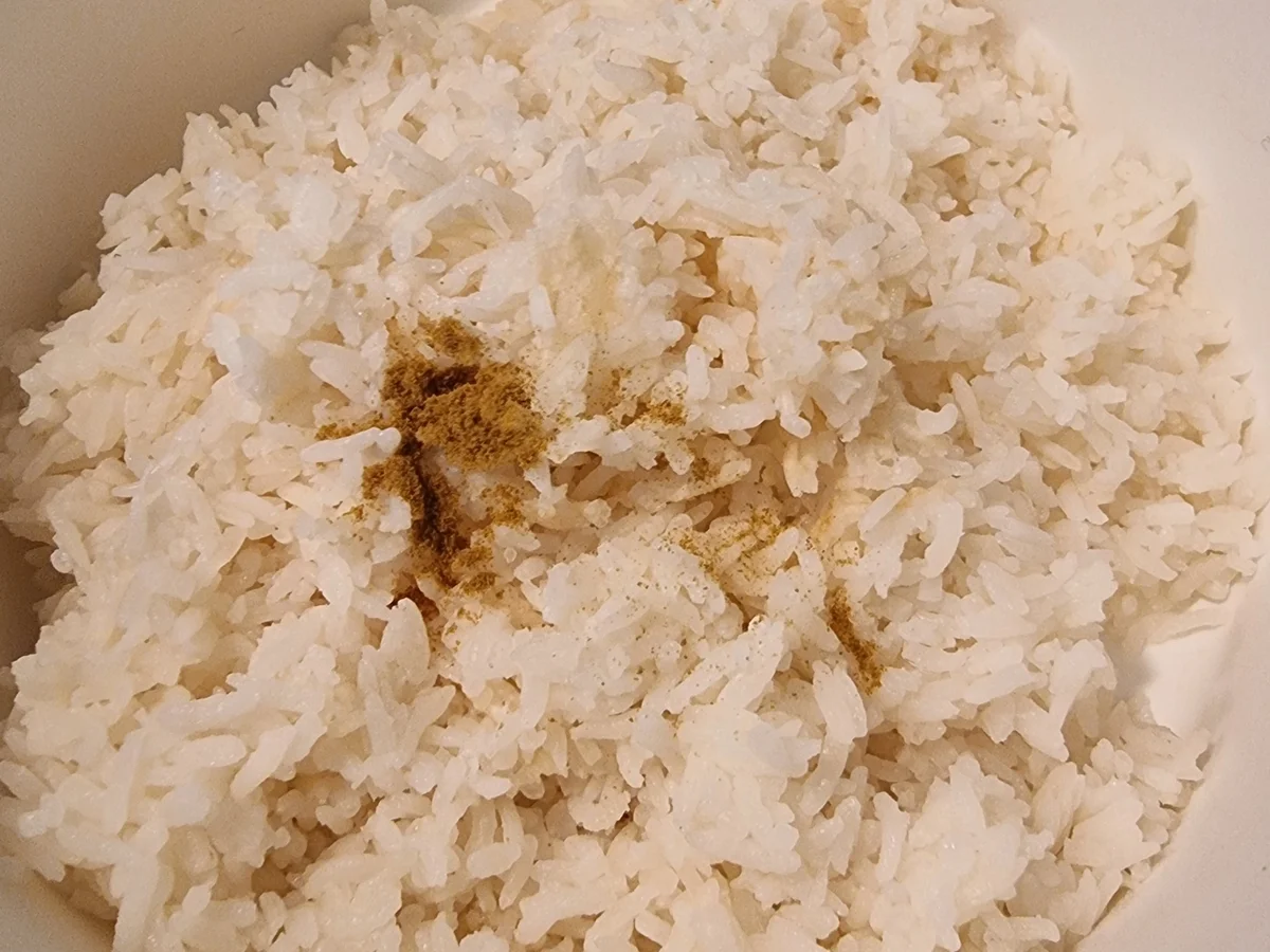 Linsen-Reis-Bratlinge mit Gurkensalat - Rezept - Bild Nr. 16741