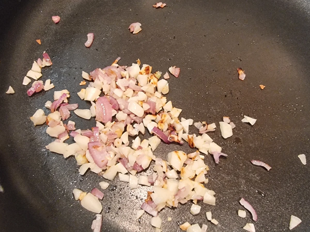 Linsen-Reis-Bratlinge mit Gurkensalat - Rezept - Bild Nr. 16743