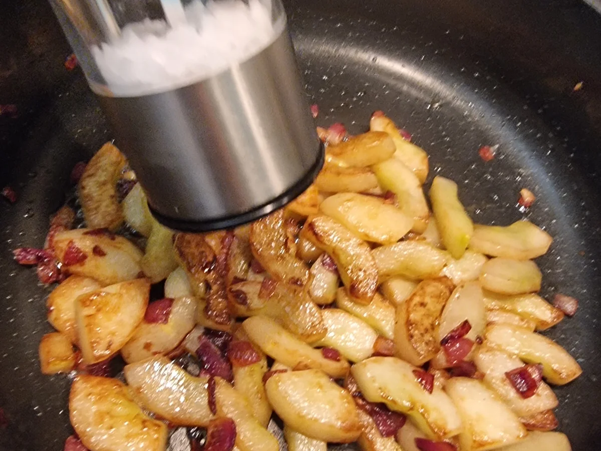 Rezept: Schmorgurken-Lachs-Pfanne Bild Nr. 16756 Schmorgurken-Lachs-Pfanne - Rezept - Bild Nr. 16756