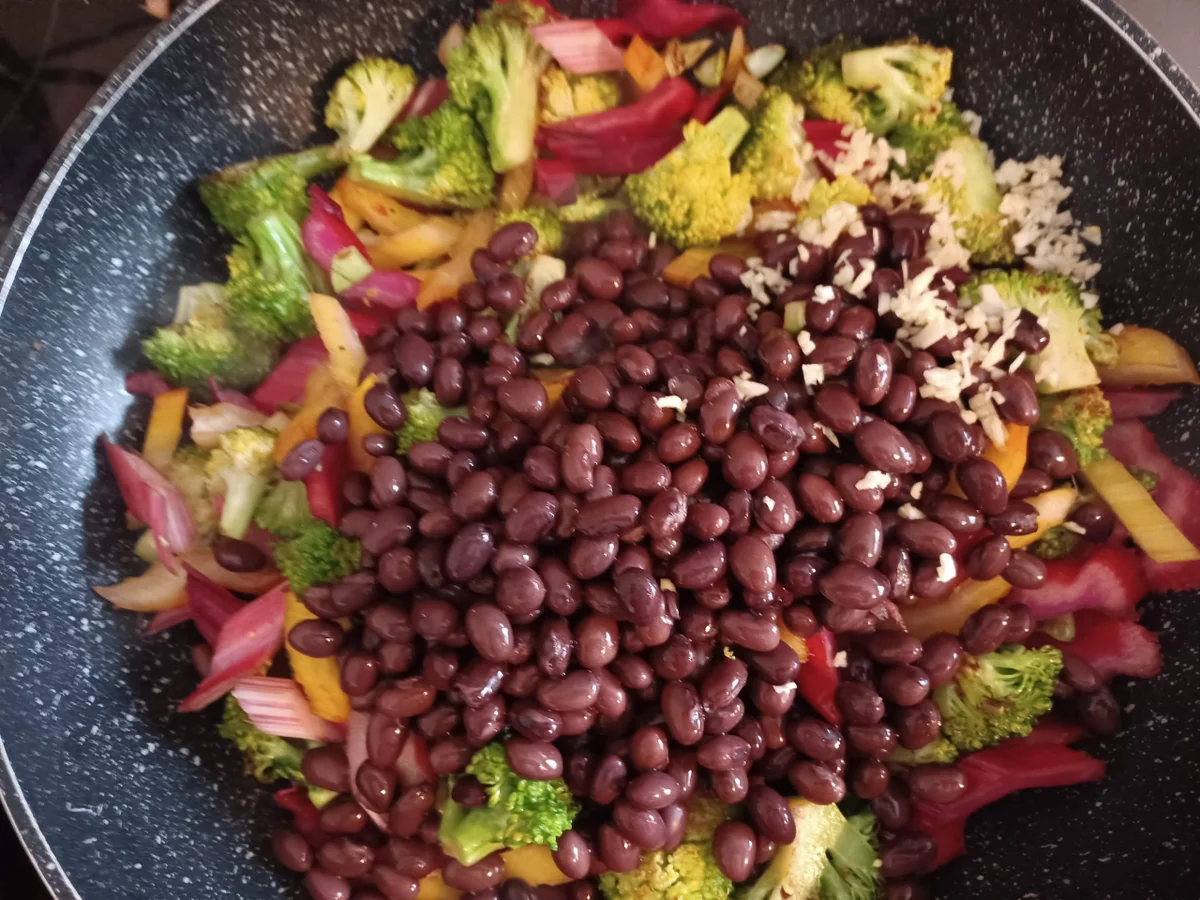 Rezept: Mangold - Brokkoli - Gemüse mit Reis Bild Nr. 16758 Mangold - Brokkoli - Gemüse mit Reis - Rezept - Bild Nr. 16758