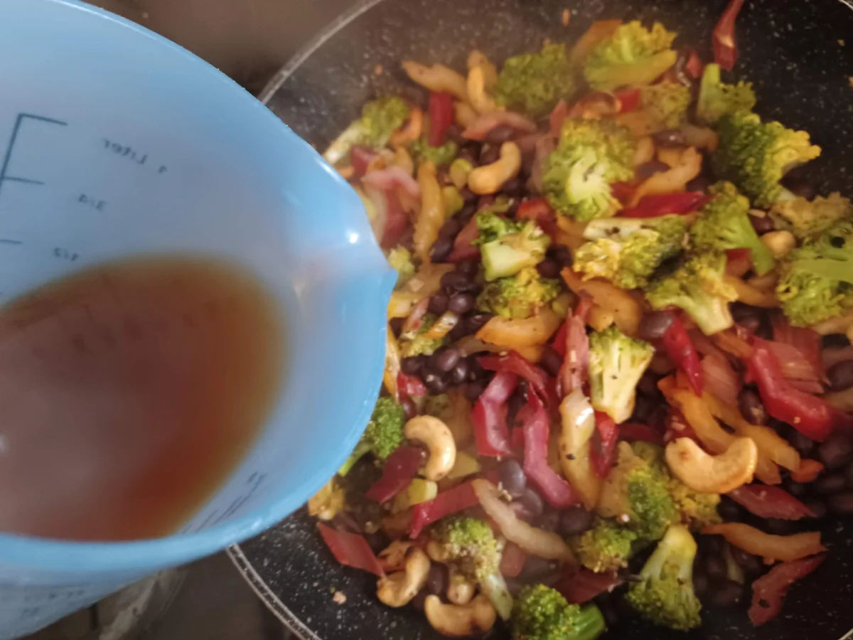 Rezept: Mangold - Brokkoli - Gemüse mit Reis Bild Nr. 16761 Mangold - Brokkoli - Gemüse mit Reis - Rezept - Bild Nr. 16761