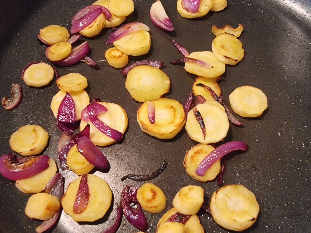 Rezept: Ofenkartoffeln mit Lachs und Blattsalat-Mix Bild Nr. 16761 Ofenkartoffeln mit Lachs und Blattsalat-Mix - Rezept - Bild Nr. 16761