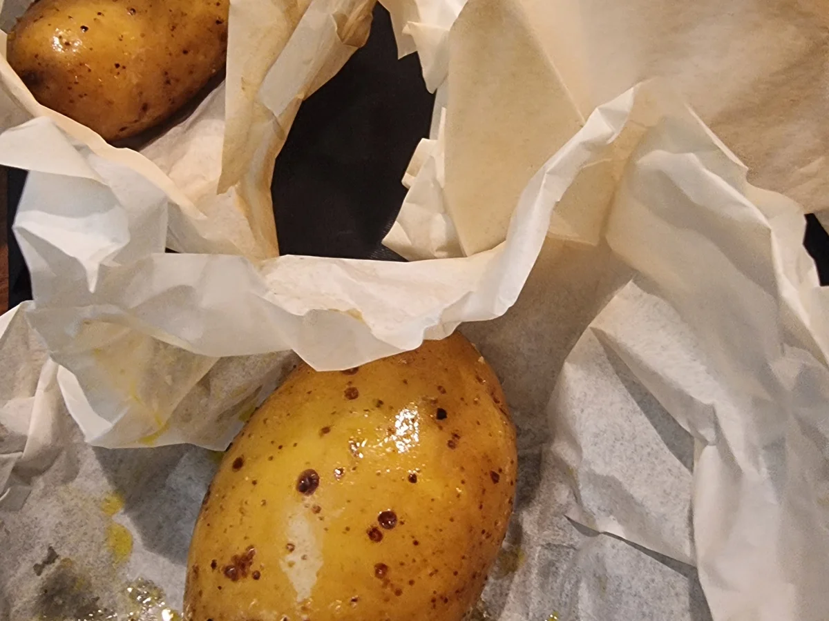 Rezept: Ofenkartoffeln mit Lachs und Blattsalat-Mix Bild Nr. 16762 Ofenkartoffeln mit Lachs und Blattsalat-Mix - Rezept - Bild Nr. 16762