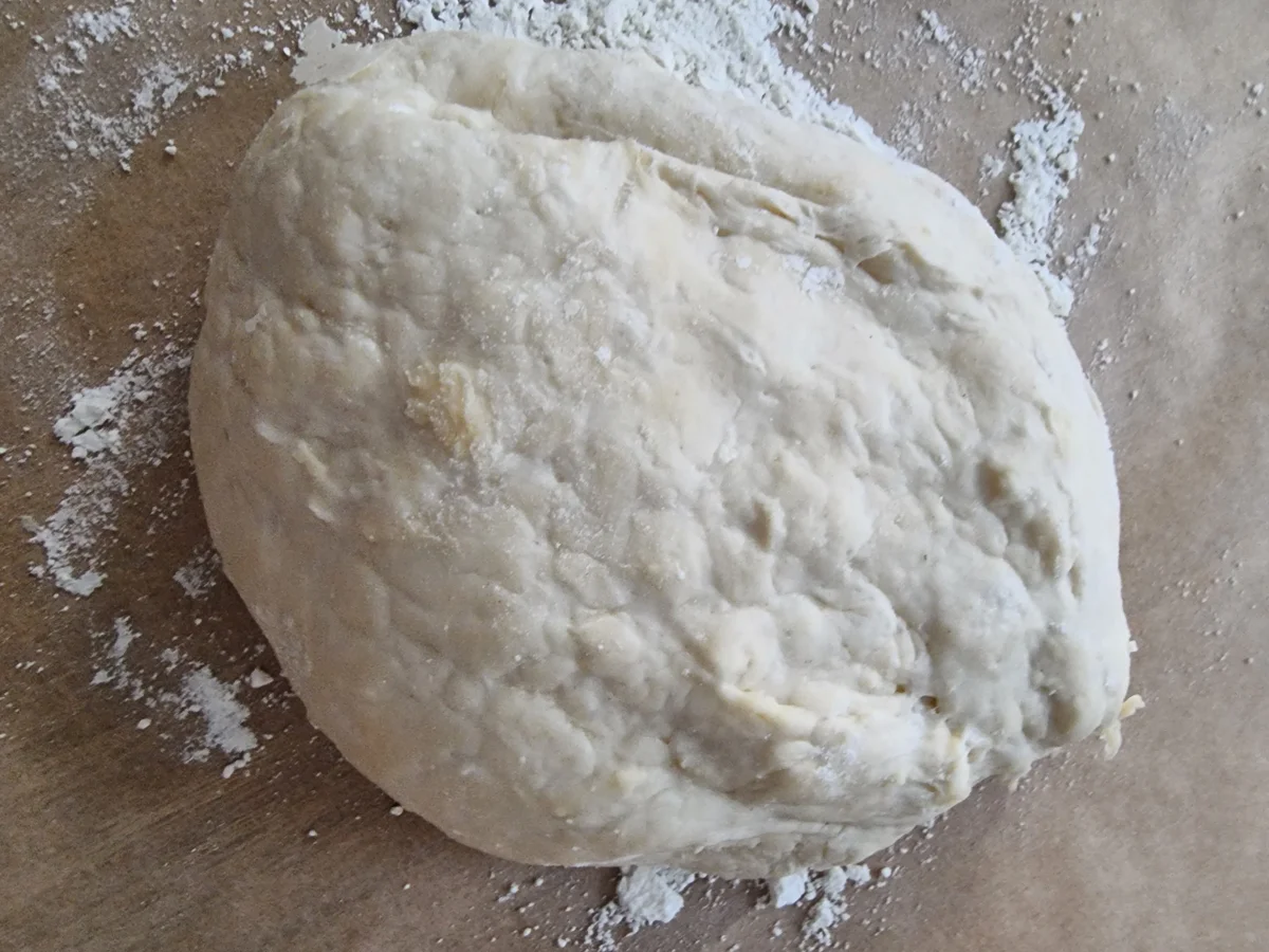 Rezept: Flammkuchen mit dreierlei Käse und Birne Bild Nr. 16757 Flammkuchen mit dreierlei Käse und Birne - Rezept - Bild Nr. 16757