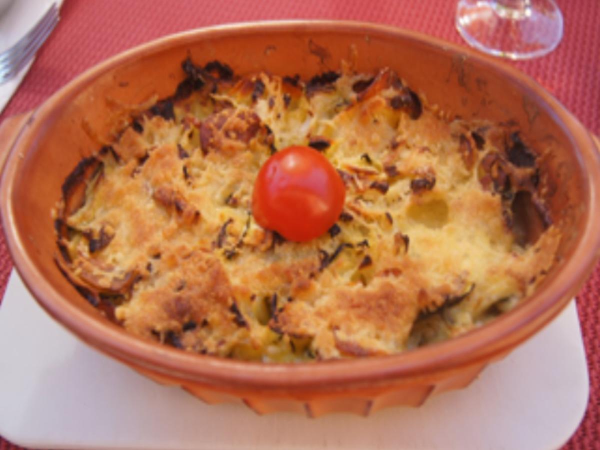 Auflauf mit Zucchini und Kartoffeln - Rezept - kochbar.de