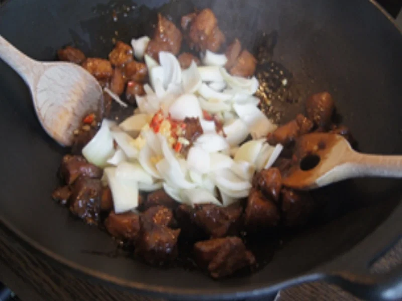 Chinapfanne mit Hähnchenfleisch und Gemüsemix und Basmatireis - Rezept - Bild Nr. 16778