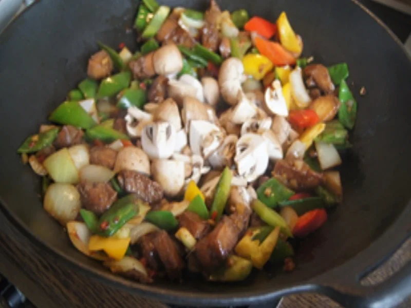 Chinapfanne mit Hähnchenfleisch und Gemüsemix und Basmatireis - Rezept - Bild Nr. 16782