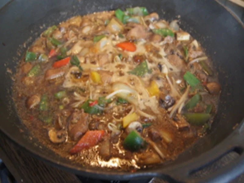 Chinapfanne mit Hähnchenfleisch und Gemüsemix und Basmatireis - Rezept - Bild Nr. 16786