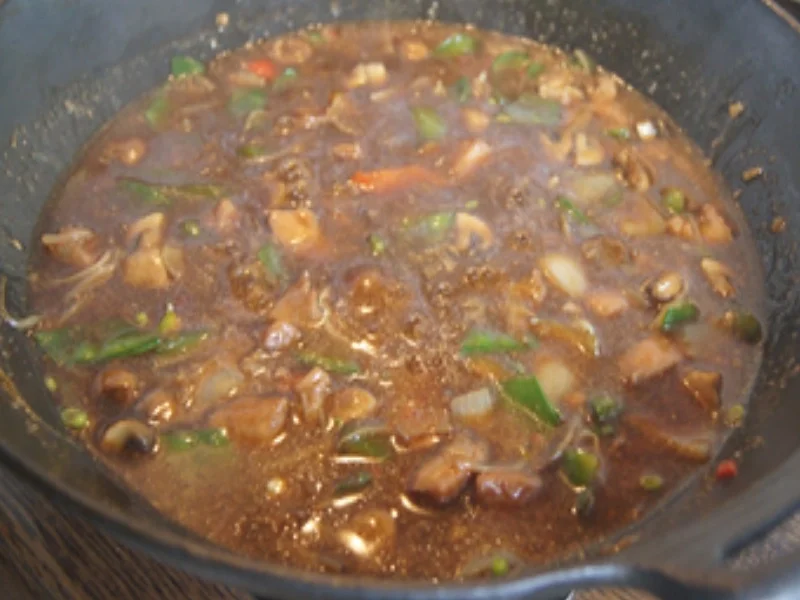 Chinapfanne mit Hähnchenfleisch und Gemüsemix und Basmatireis - Rezept - Bild Nr. 16787