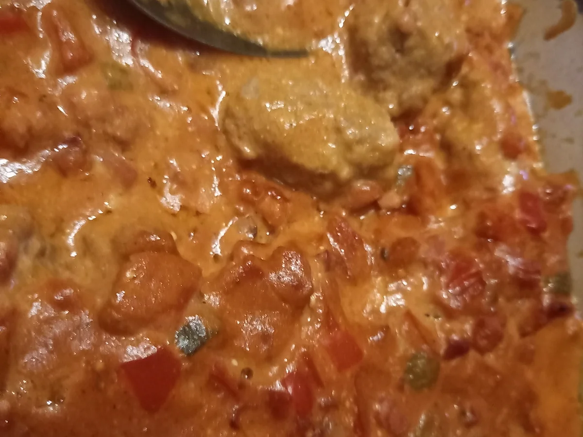 Rezept: Räubertopf mit Frikadellenklößchen Bild Nr. 16823 Räubertopf mit Frikadellenklößchen - Rezept - Bild Nr. 16823