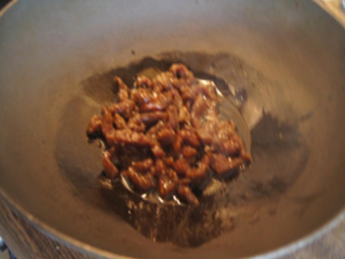 Mie-Nudeln mit Rindfleisch und Gemüsemix - Rezept - Bild Nr. 13