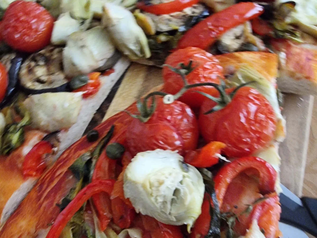 Pizza mit gegrilltem Gemüse - Rezept - Bild Nr. 16767