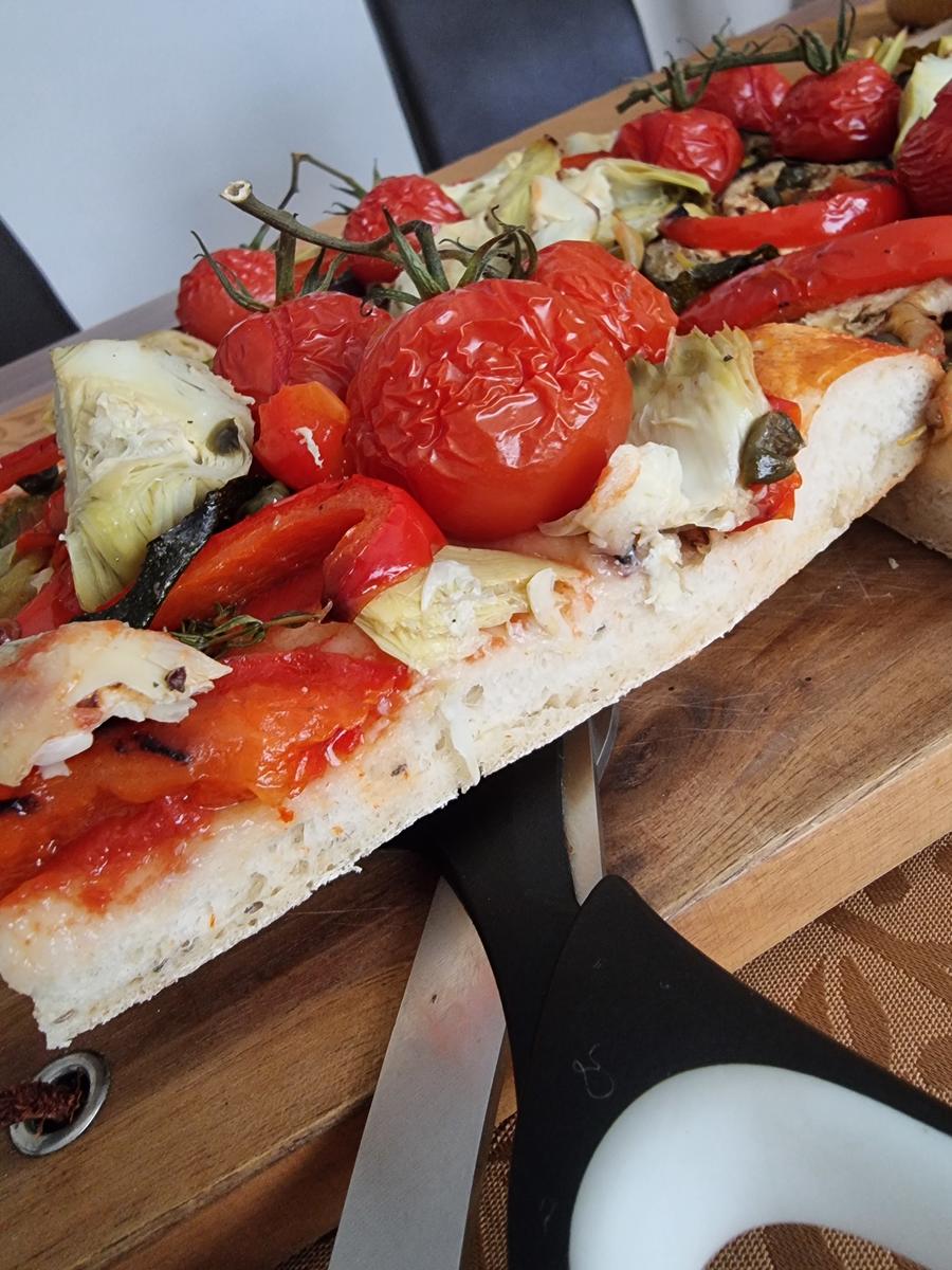 Pizza mit gegrilltem Gemüse - Rezept - Bild Nr. 16790
