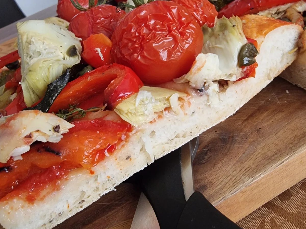 Pizza mit gegrilltem Gemüse - Rezept - Bild Nr. 16790