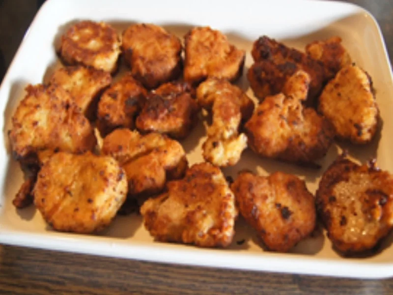 Schweinefiletschnitzel mit Champignon-Rahmsauce, Honig-Bundmöhren und Drillingen - Rezept - Bild Nr. 8