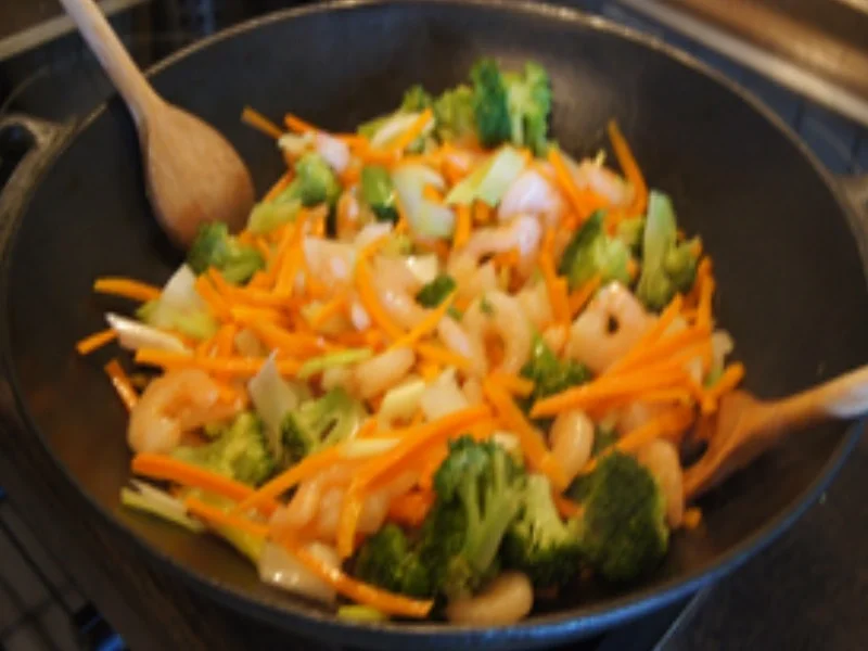 Shrimps-Wok Honkong mit Jasmin Reis - Rezept - Bild Nr. 13
