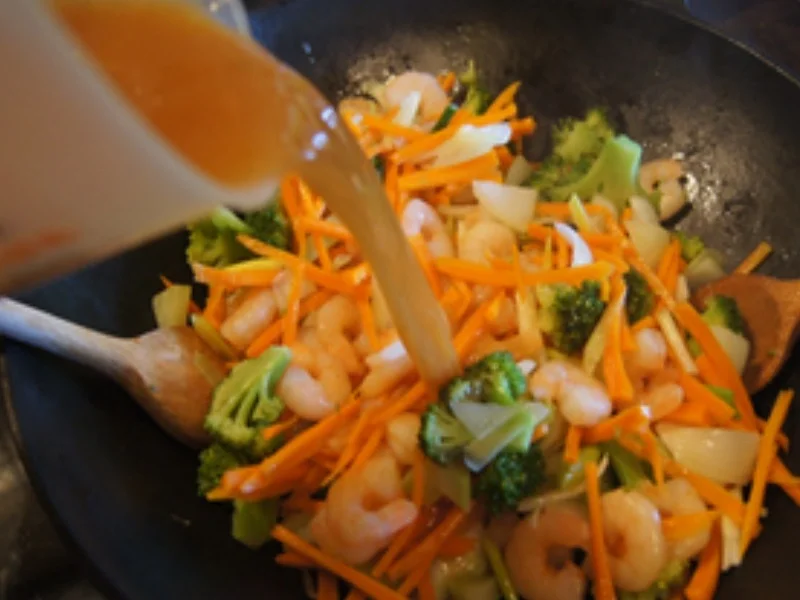 Shrimps-Wok Honkong mit Jasmin Reis - Rezept - Bild Nr. 14