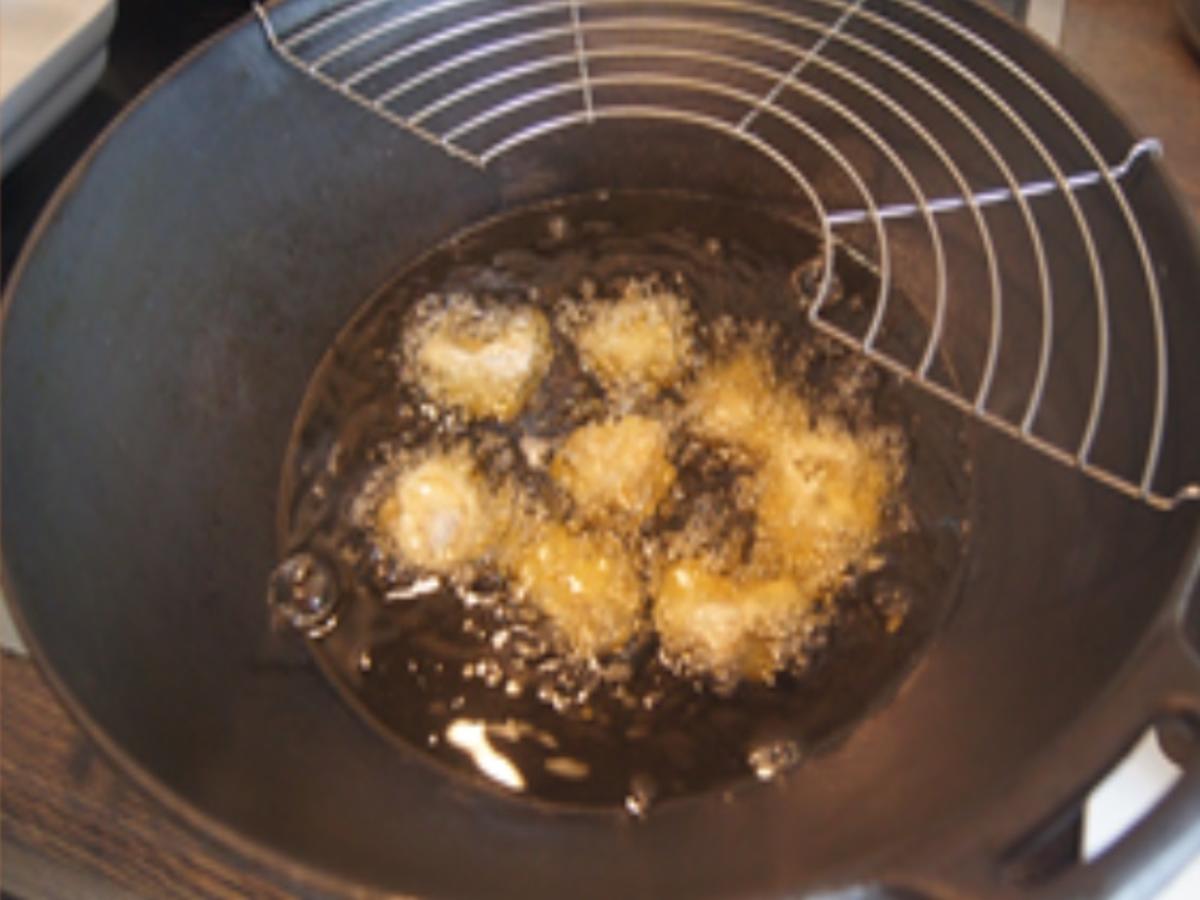 Chinesische Mie-Nudeln mit Ei und Gemüse und frittierten Hähnchenbrustfiletwürfeln - Rezept - Bild Nr. 8