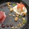 Kokos-Cashew-Creme mit Erdbeerspiegel, Holunderblüteneis und Korallenhippe - Rezept - Bild Nr. 16780