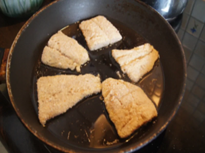 Pangasius-Filet mit Würz-Rahm-Spinat und Kartoffeln - Rezept - Bild Nr. 16799