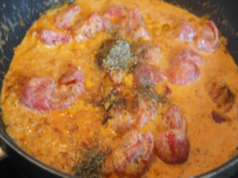 Spaghetti mit pikanter Tomatensauce und Garnelen - Rezept - Bild Nr. 16789