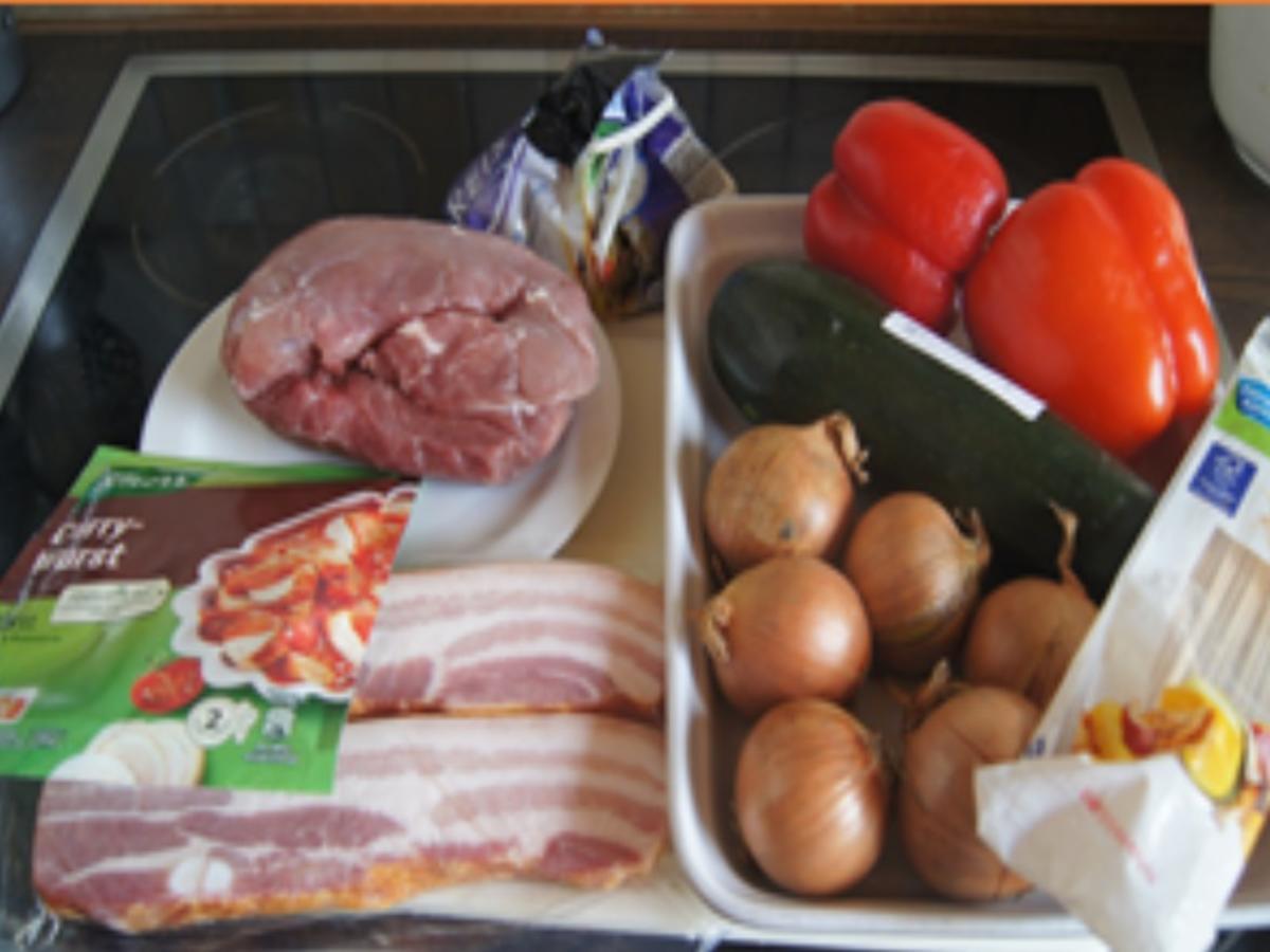 Schweinefilet-Paprika-Zucchini-Zwiebel-Spieße mit Currysauce und Basmatireis - Rezept - Bild Nr. 16781