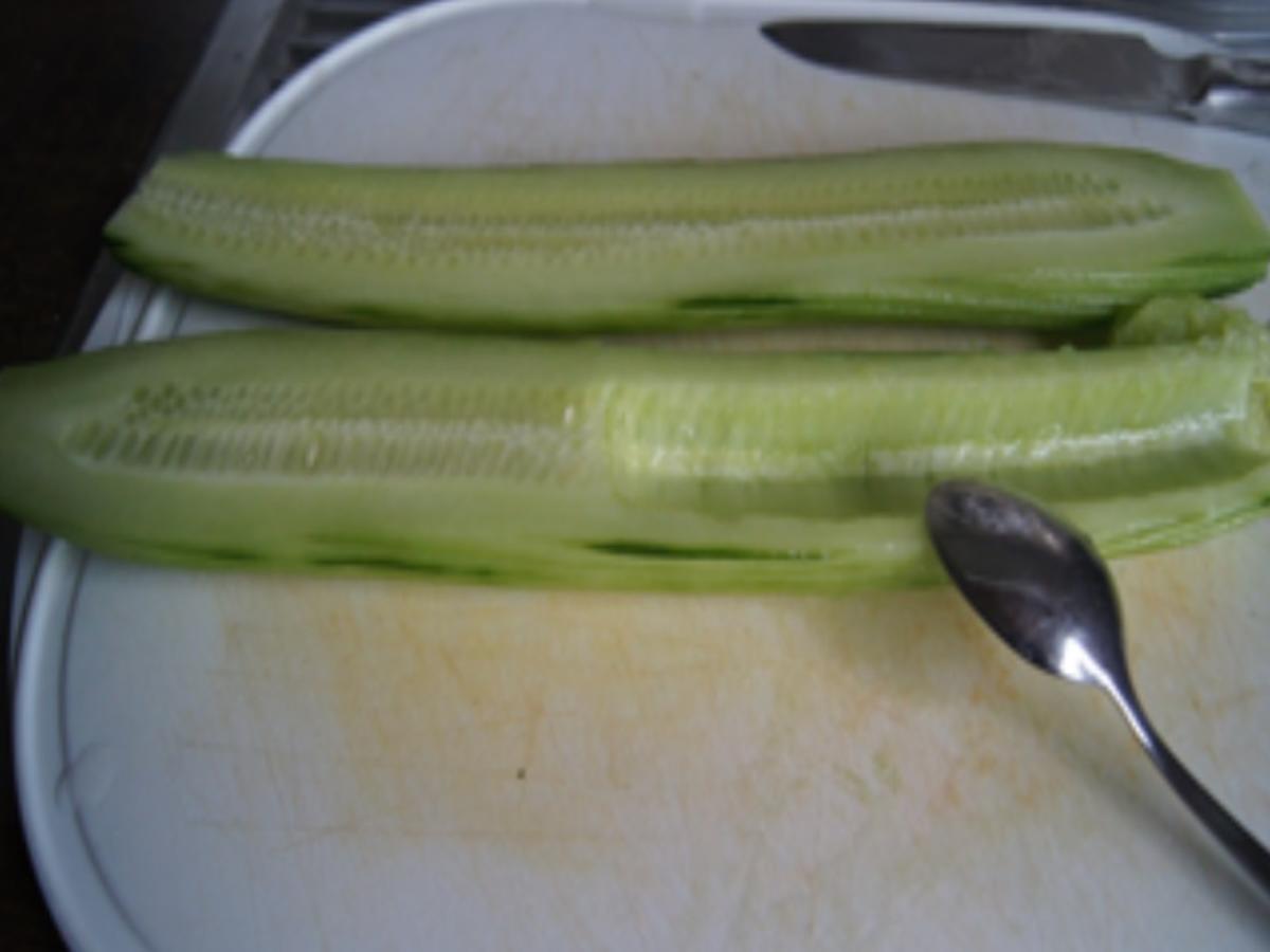 Seelachsfilet mit Gurkensalat und Kartoffelstampf - Rezept - Bild Nr. 8