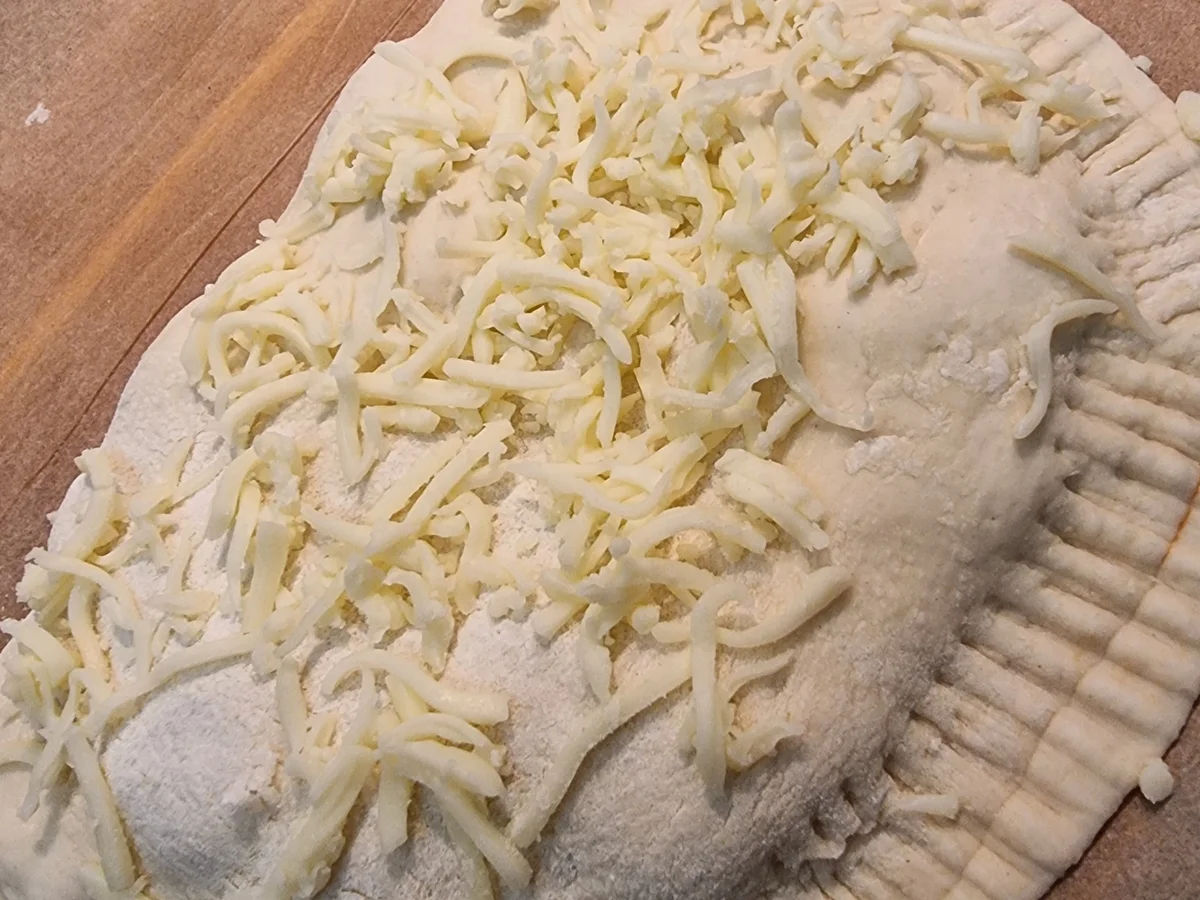 Calzone mit Champignos und Schinken - Rezept - Bild Nr. 16790