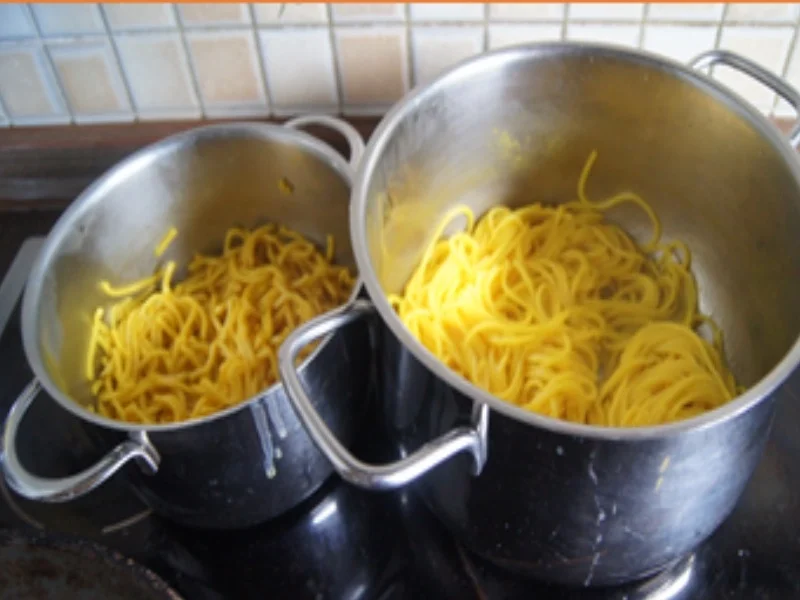 Rezept: Rahm-Steinpilz-Pasta Bild Nr. 5 Rahm-Steinpilz-Pasta - Rezept - Bild Nr. 5