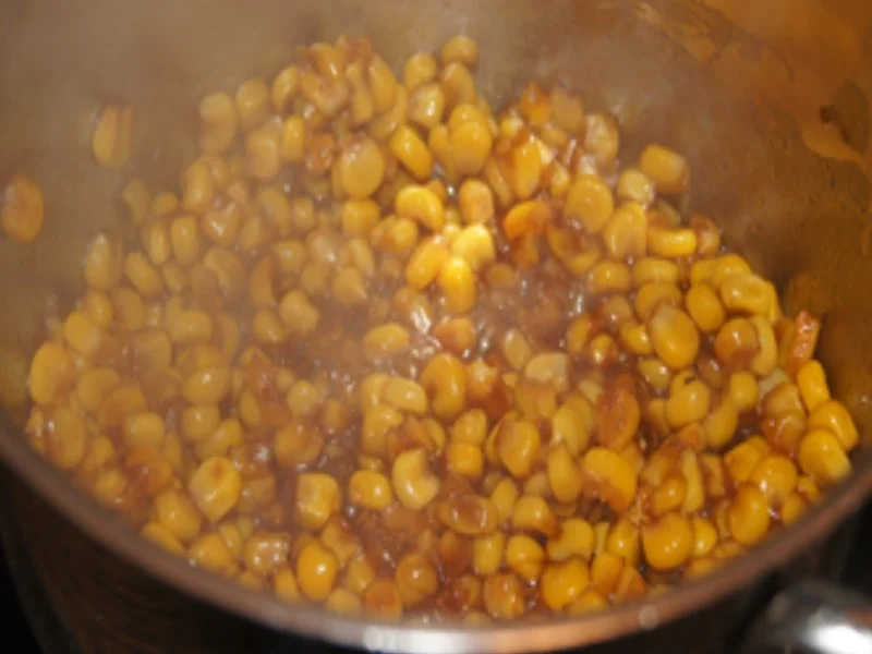 Steinpilzschnitzel mit pikanten Honig-Mais und Drillingen - Rezept - Bild Nr. 8