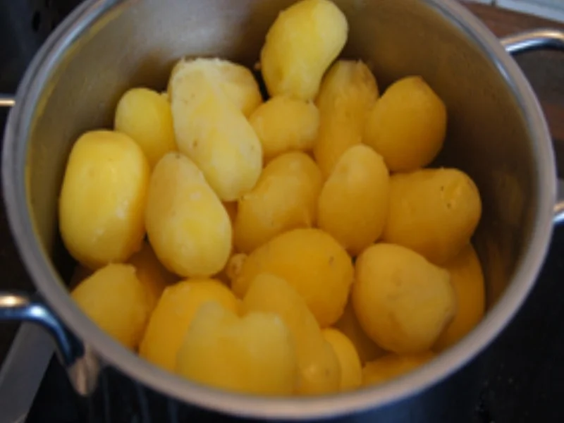 Steinpilzschnitzel mit pikanten Honig-Mais und Drillingen - Rezept - Bild Nr. 10