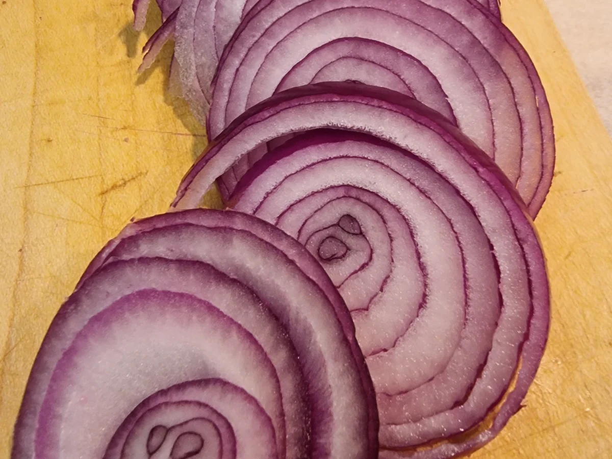 Flammkuchen mit Lachs und Zwiebeln - Rezept - Bild Nr. 16792