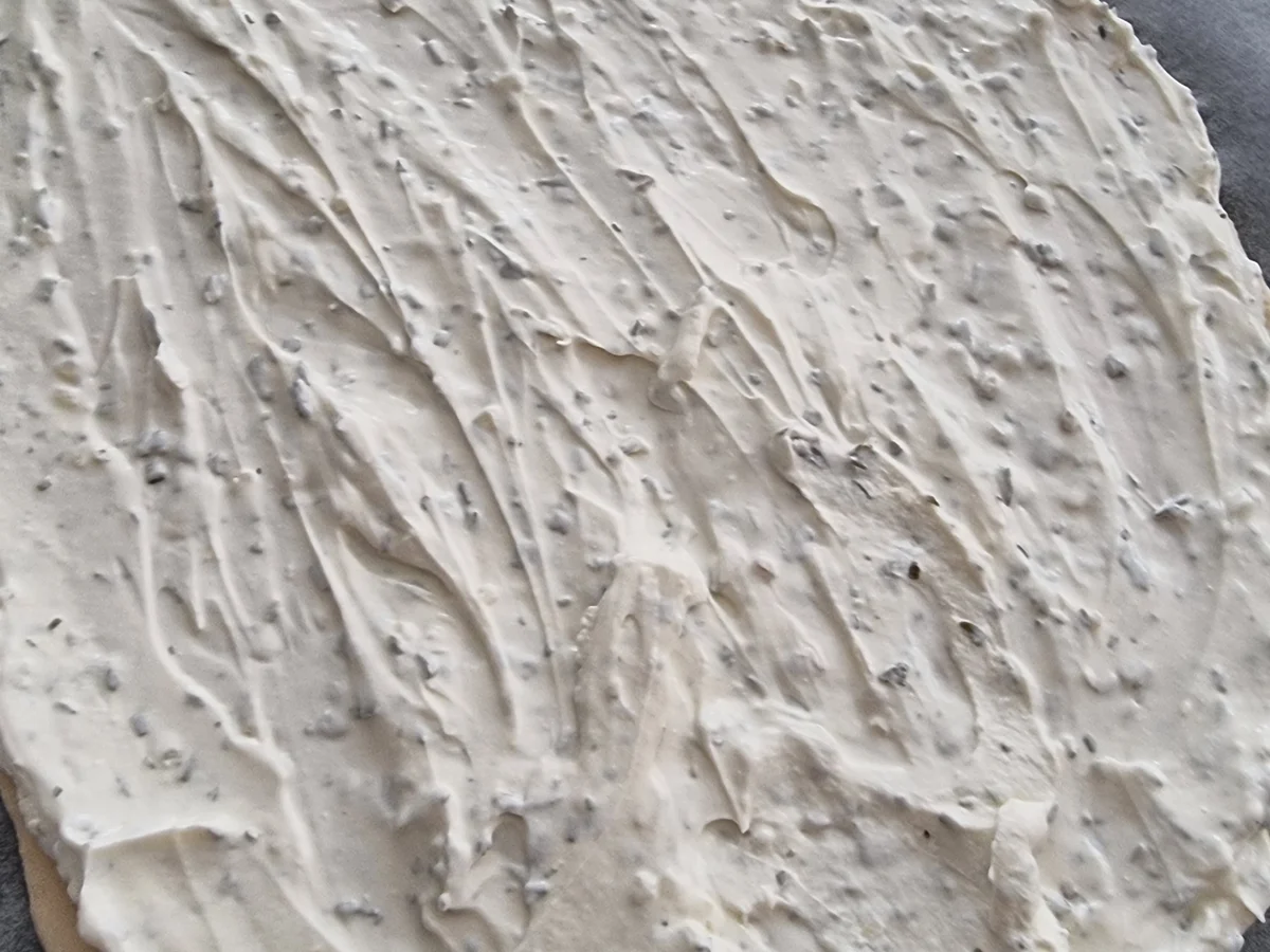 Flammkuchen mit Lachs und Zwiebeln - Rezept - Bild Nr. 16799