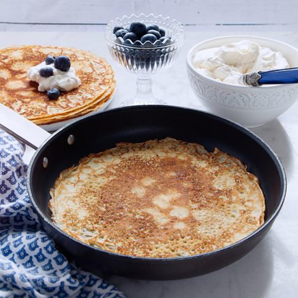 Pfannkuchen (Grundrezept) - Rezept mit Bild - kochbar.de