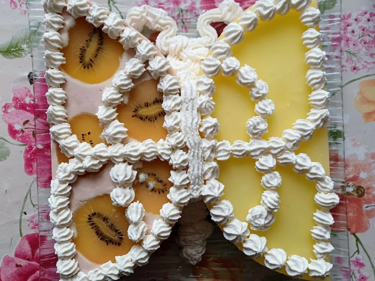 Rezept: Quarksahnetorte - Schmetterling Bild Nr. 16856 Quarksahnetorte - Schmetterling - Rezept - Bild Nr. 16856