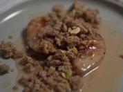 Gegrillte Pfirsiche mit Pistazien - Rezept - Bild Nr. 2
