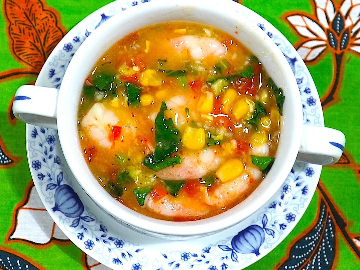 Maissuppe mit Garnelen - Rezept mit Bild - kochbar.de