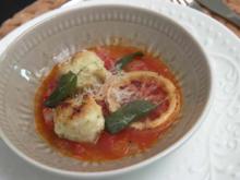 Ricotta-Bällchen auf Tomatenragout mit Crispy-Salbei - Rezept - Bild Nr. 2