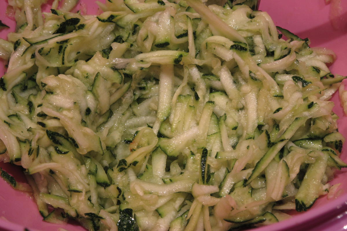 Gemüse: Zucchinibällchen - Rezept - Bild Nr. 16823