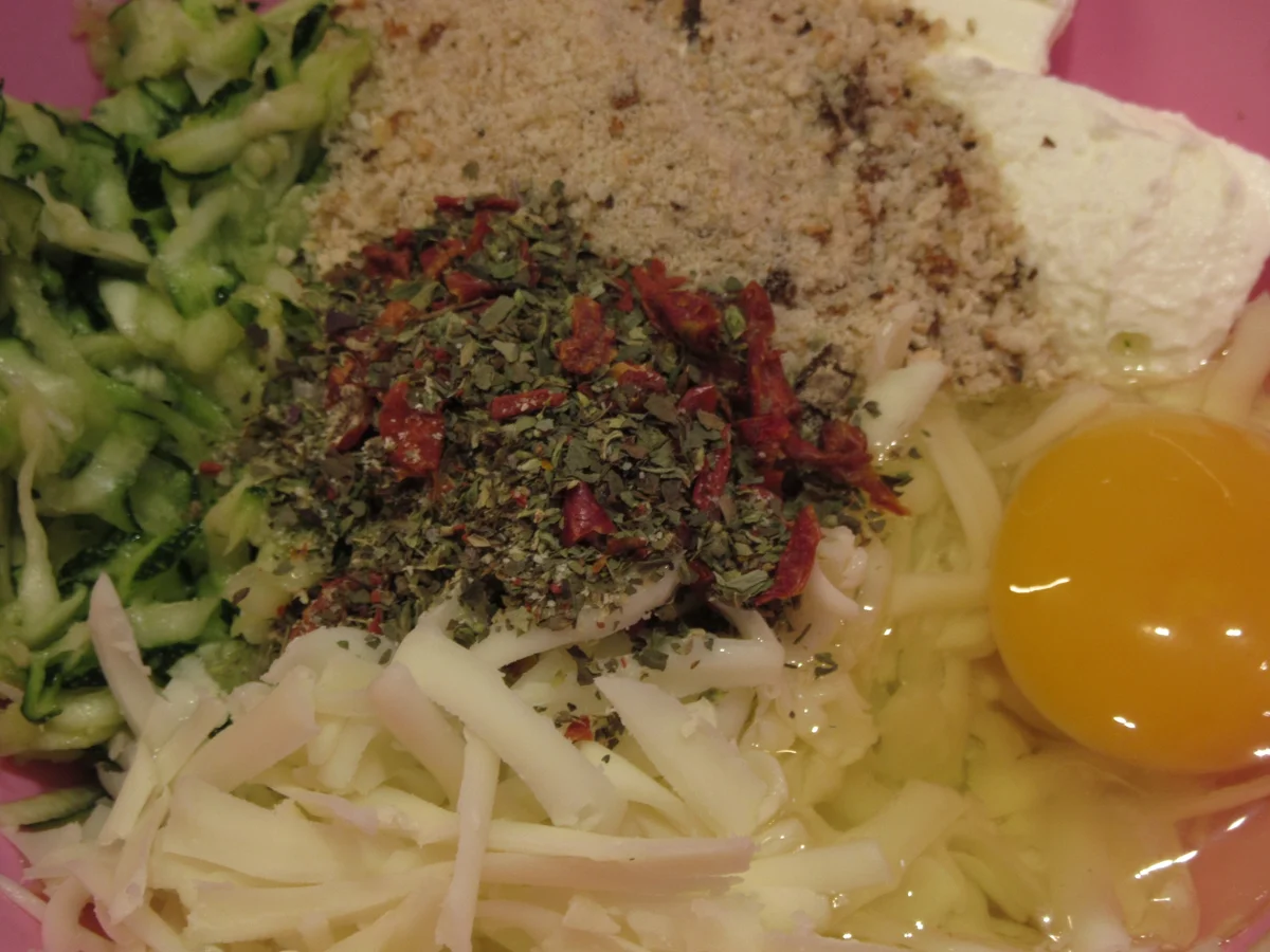 Rezept: Gemüse: Zucchinibällchen Bild Nr. 16824 Gemüse: Zucchinibällchen - Rezept - Bild Nr. 16824