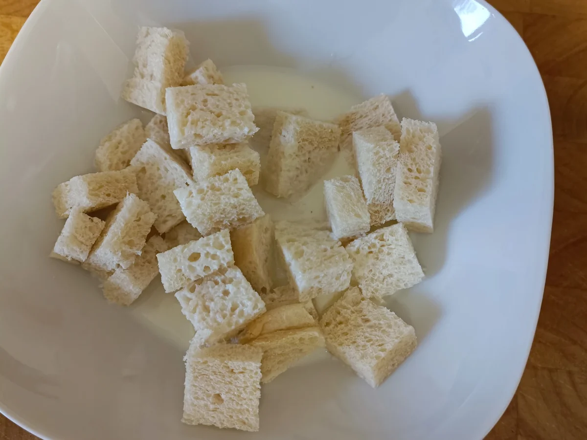 Polpette in Tomatensoße und Spaghetti - Rezept - Bild Nr. 16824