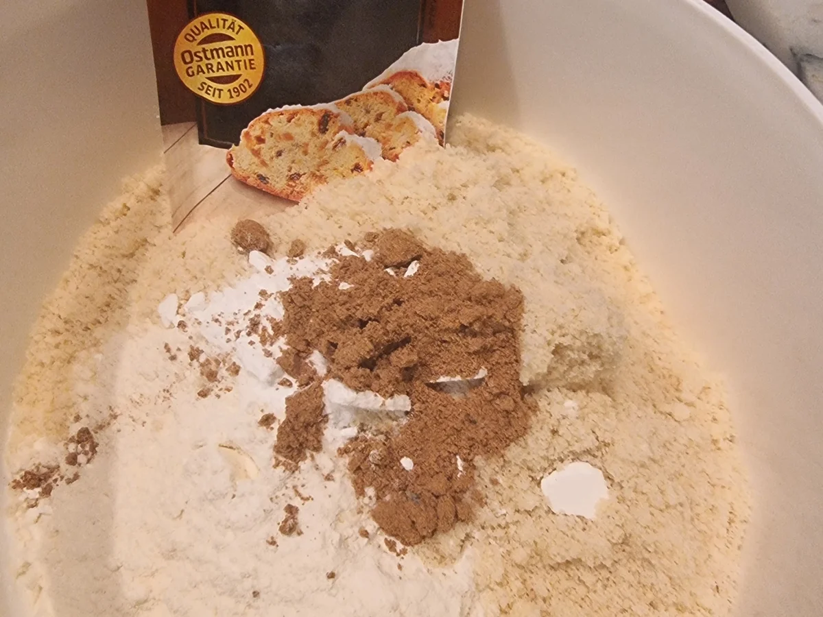 Rezept: Christstollen-Waffeln Bild Nr. 16823 Christstollen-Waffeln - Rezept - Bild Nr. 16823