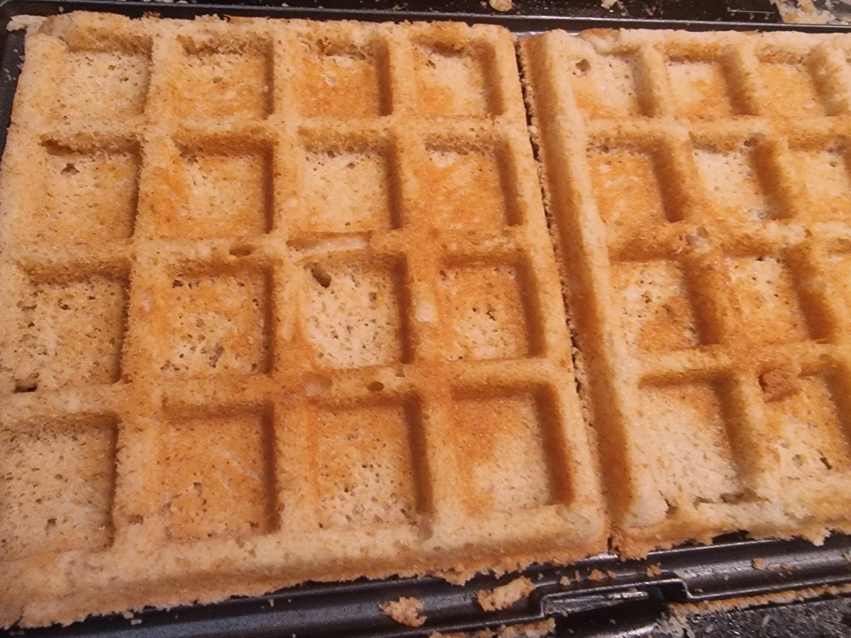 Rezept: Christstollen-Waffeln Bild Nr. 16828 Christstollen-Waffeln - Rezept - Bild Nr. 16828