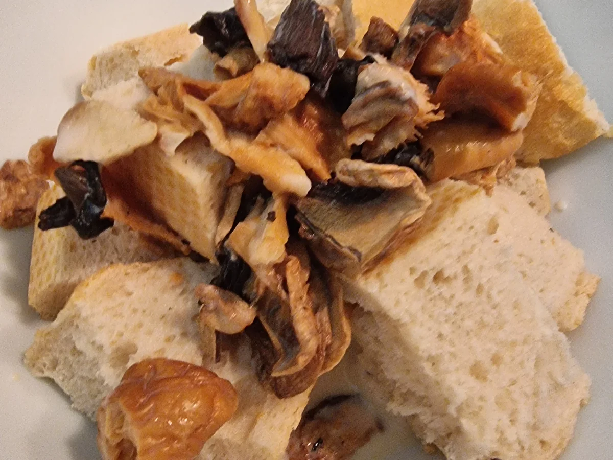 Frikadellen mit Pilzrahmsauce - Rezept - Bild Nr. 16835